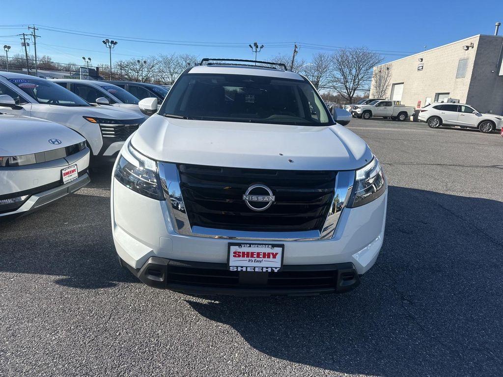 new 2025 Nissan Pathfinder car, priced at $35,316