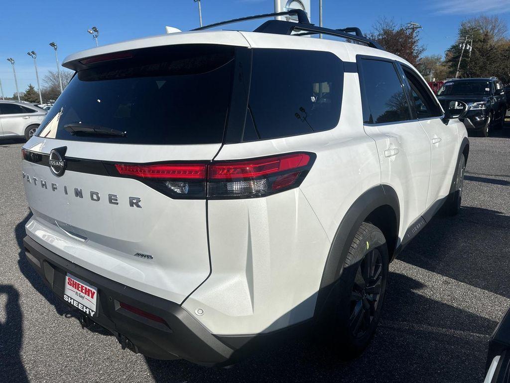 new 2025 Nissan Pathfinder car, priced at $35,316