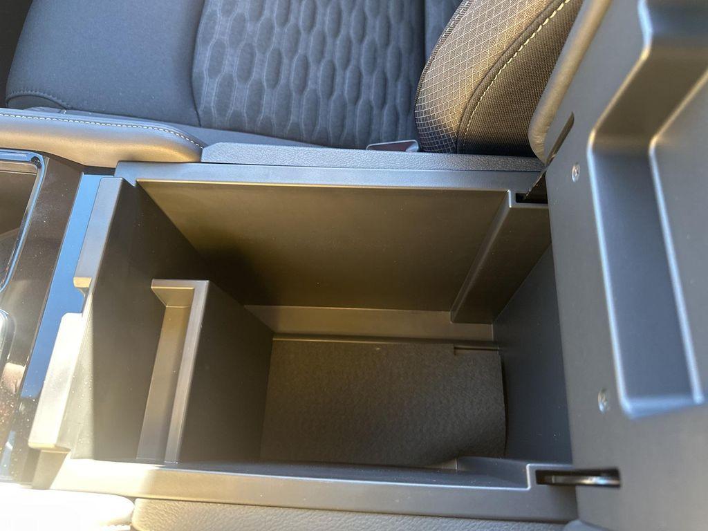 new 2025 Nissan Pathfinder car, priced at $35,316