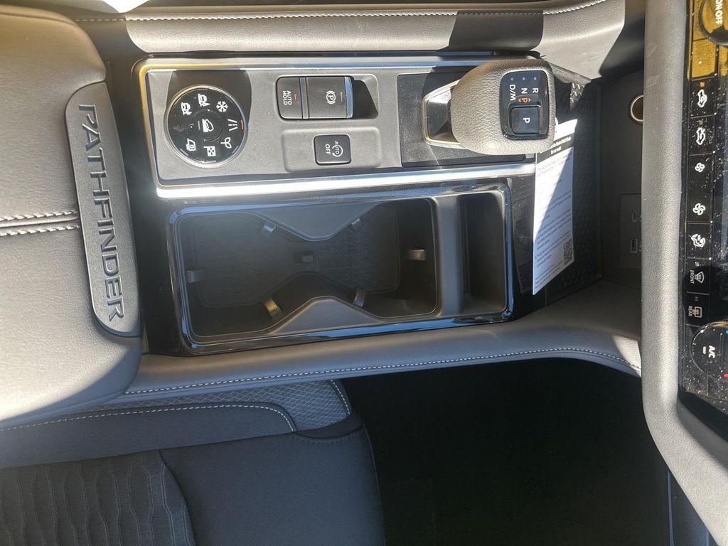 new 2025 Nissan Pathfinder car, priced at $35,316