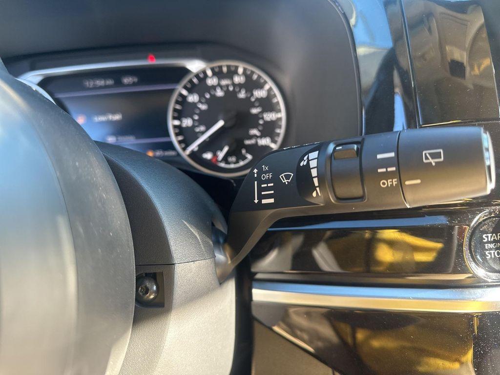 new 2025 Nissan Pathfinder car, priced at $35,316