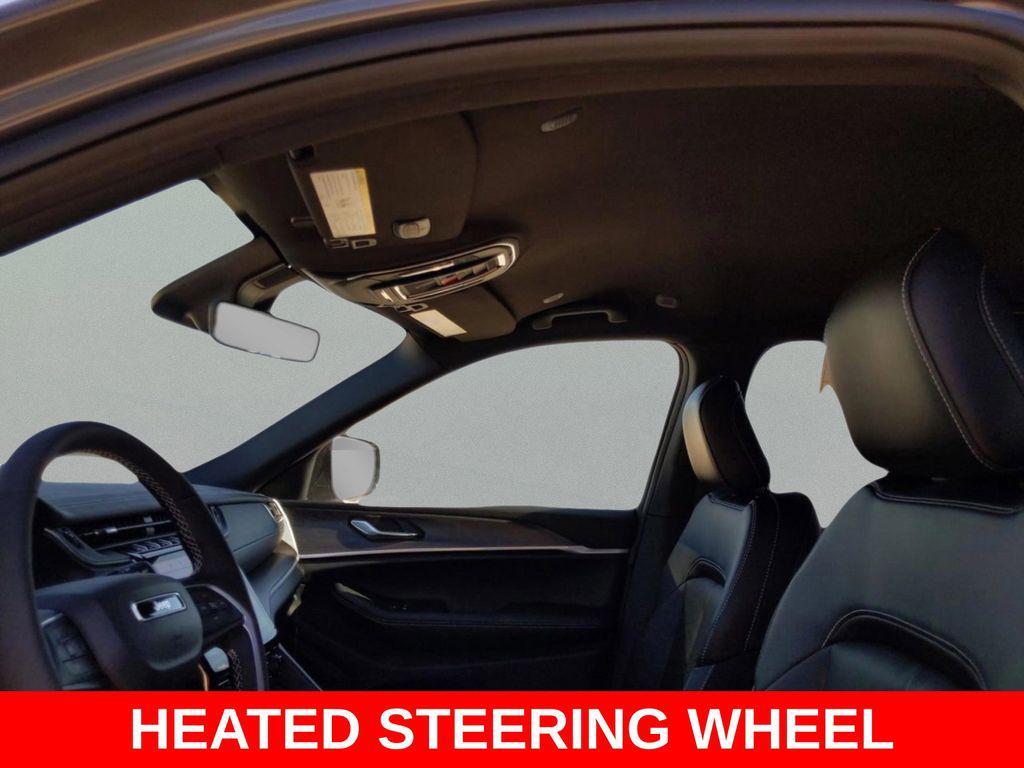 new 2025 Jeep Grand Cherokee L car, priced at $42,046