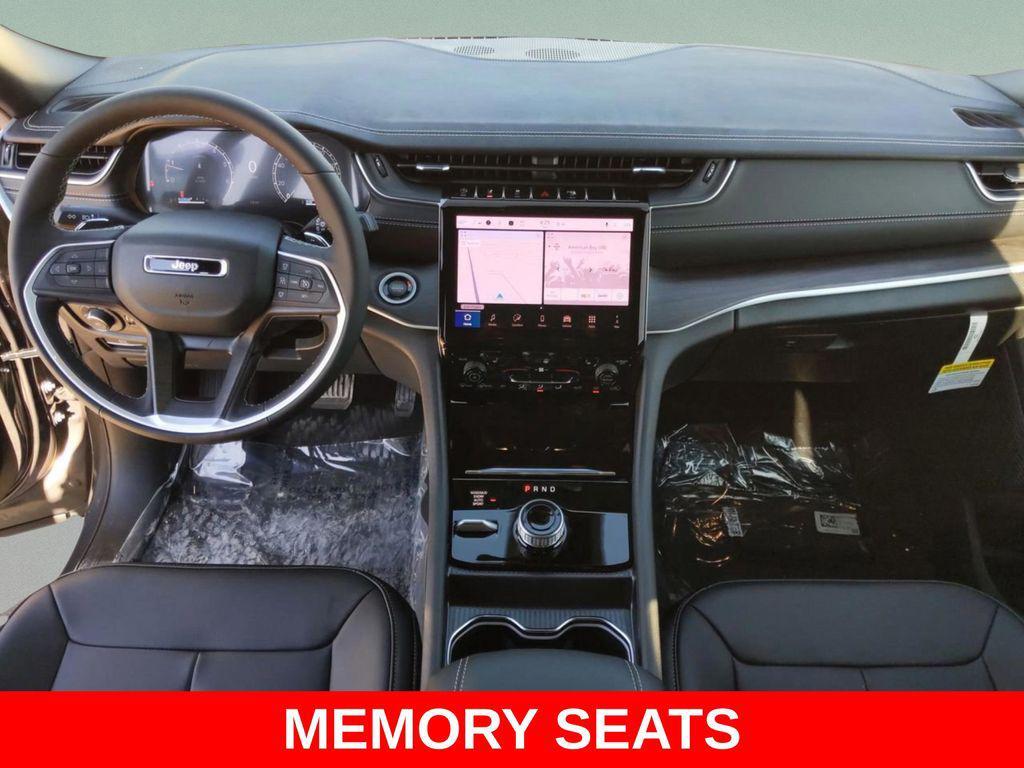 new 2025 Jeep Grand Cherokee L car, priced at $42,046