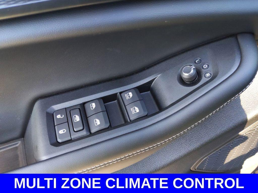 new 2025 Jeep Grand Cherokee car, priced at $38,451