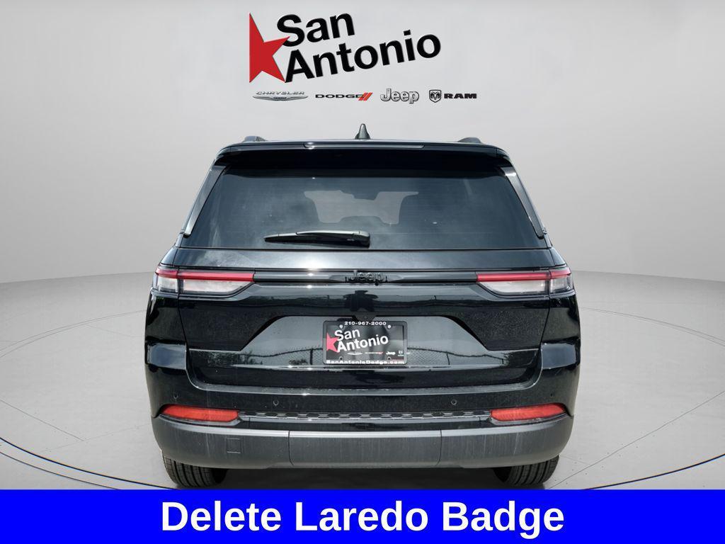 new 2025 Jeep Grand Cherokee car, priced at $37,500