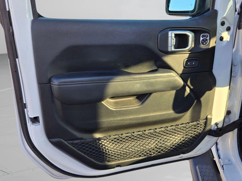 used 2020 Jeep Wrangler Unlimited car, priced at $29,127