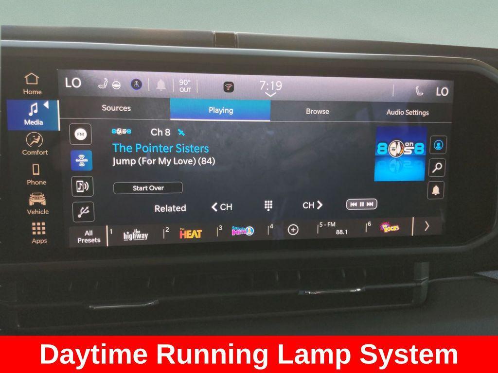 new 2025 Jeep Gladiator car, priced at $43,385