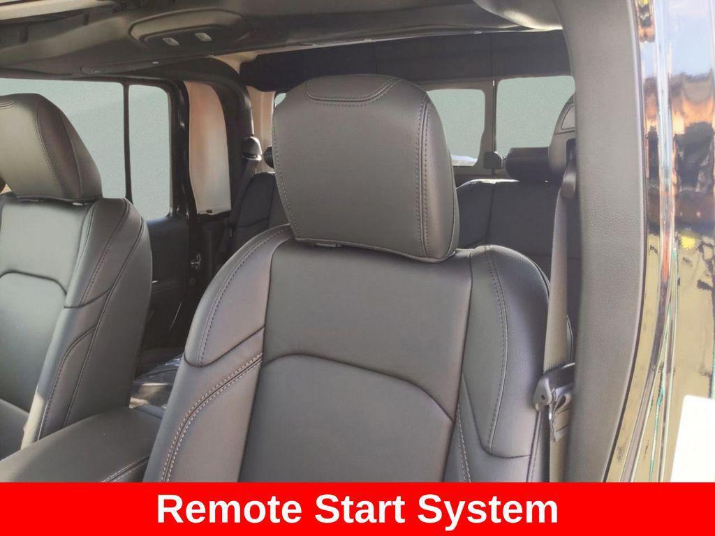 new 2025 Jeep Gladiator car, priced at $40,725