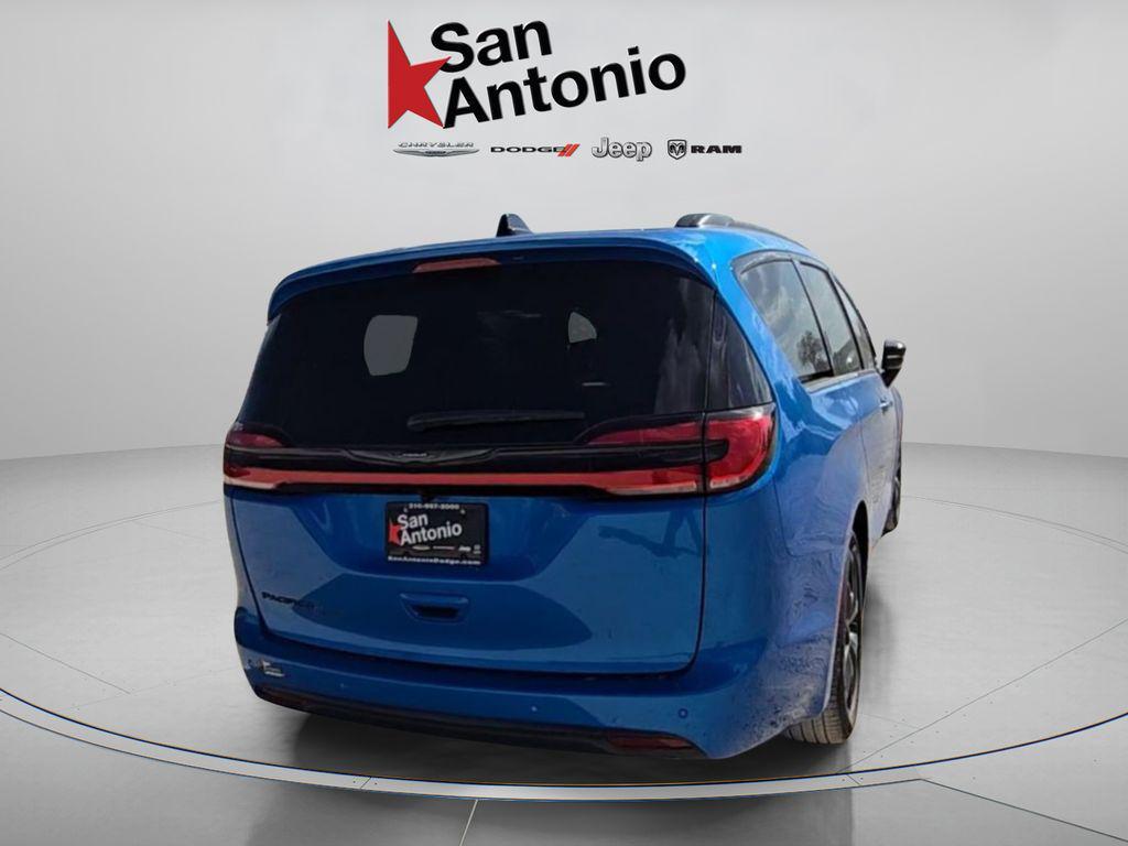 new 2026 Chrysler Pacifica car, priced at $41,992