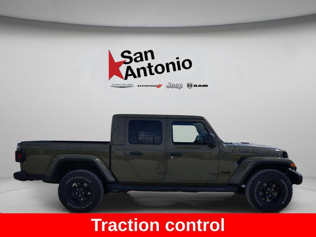 new 2025 Jeep Gladiator car, priced at $42,207