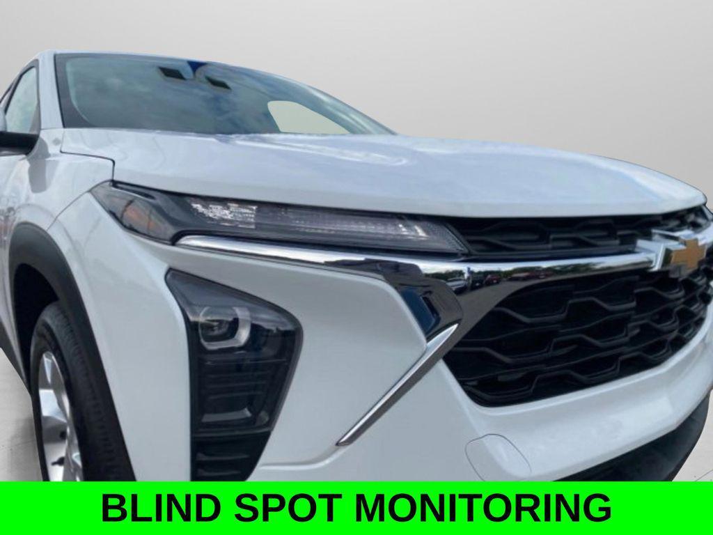 used 2024 Chevrolet Trax car, priced at $16,899