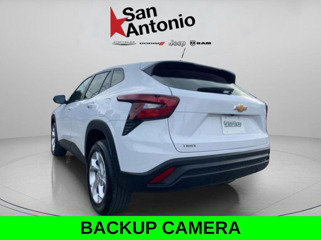 used 2024 Chevrolet Trax car, priced at $16,899