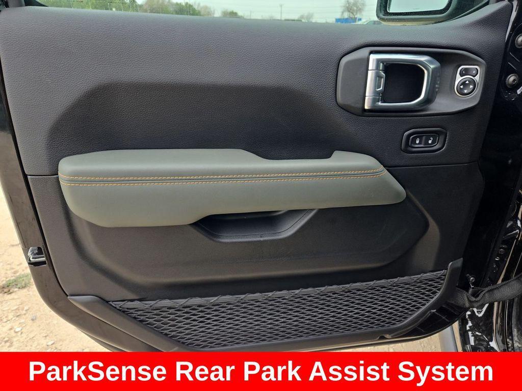 new 2026 Jeep Gladiator car, priced at $58,204