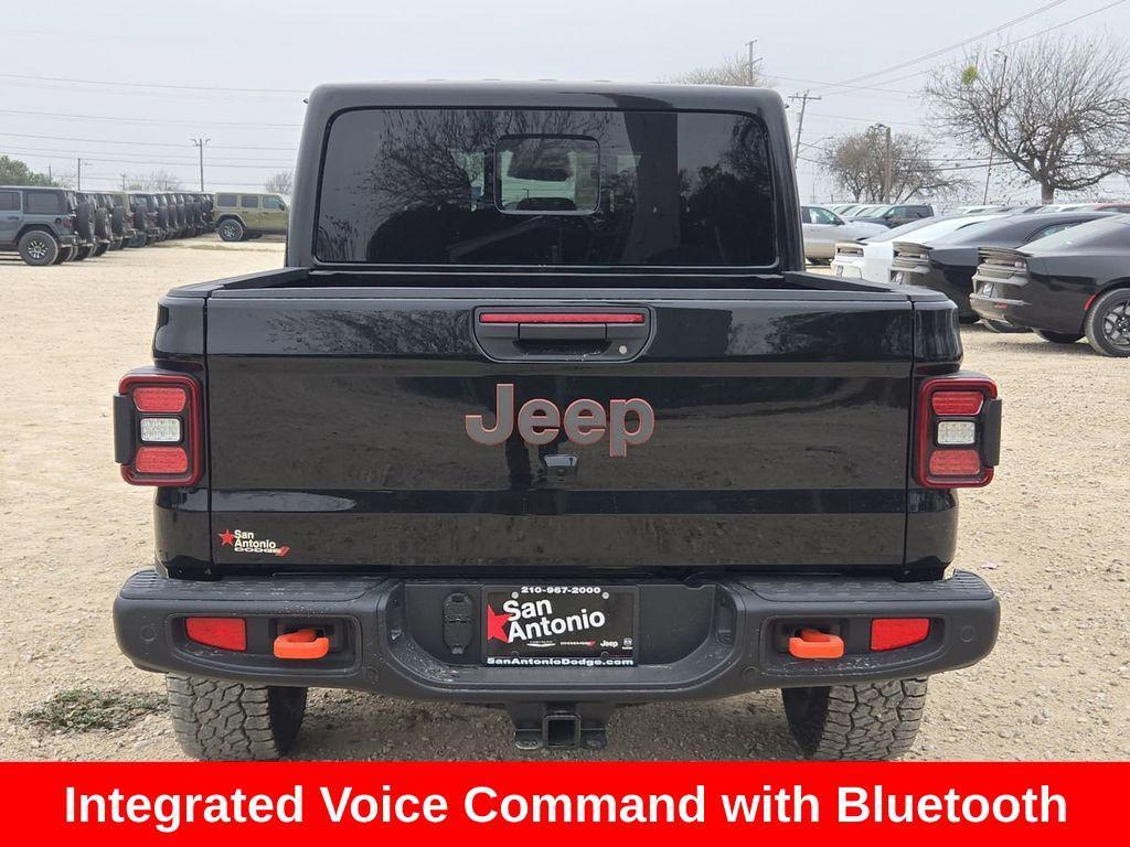 new 2026 Jeep Gladiator car, priced at $58,517