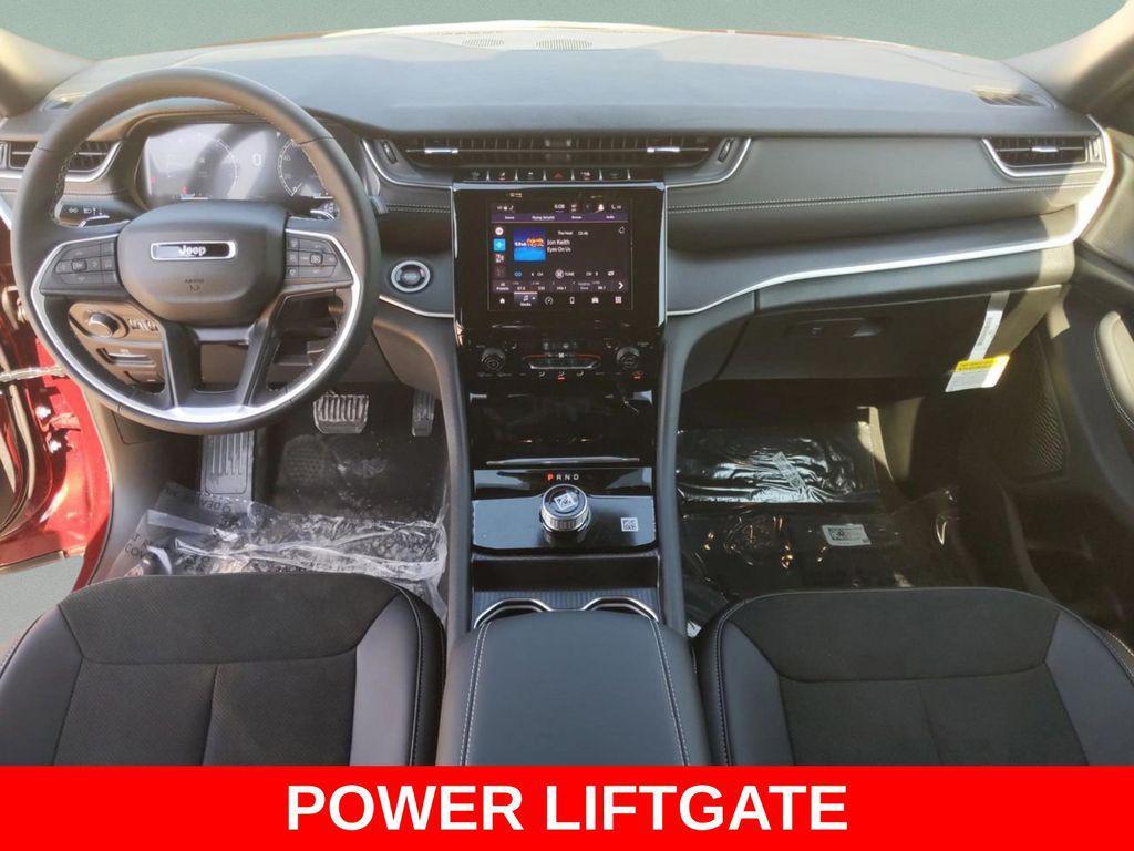 new 2025 Jeep Grand Cherokee L car, priced at $40,024