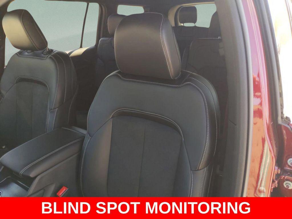 new 2025 Jeep Grand Cherokee L car, priced at $40,024