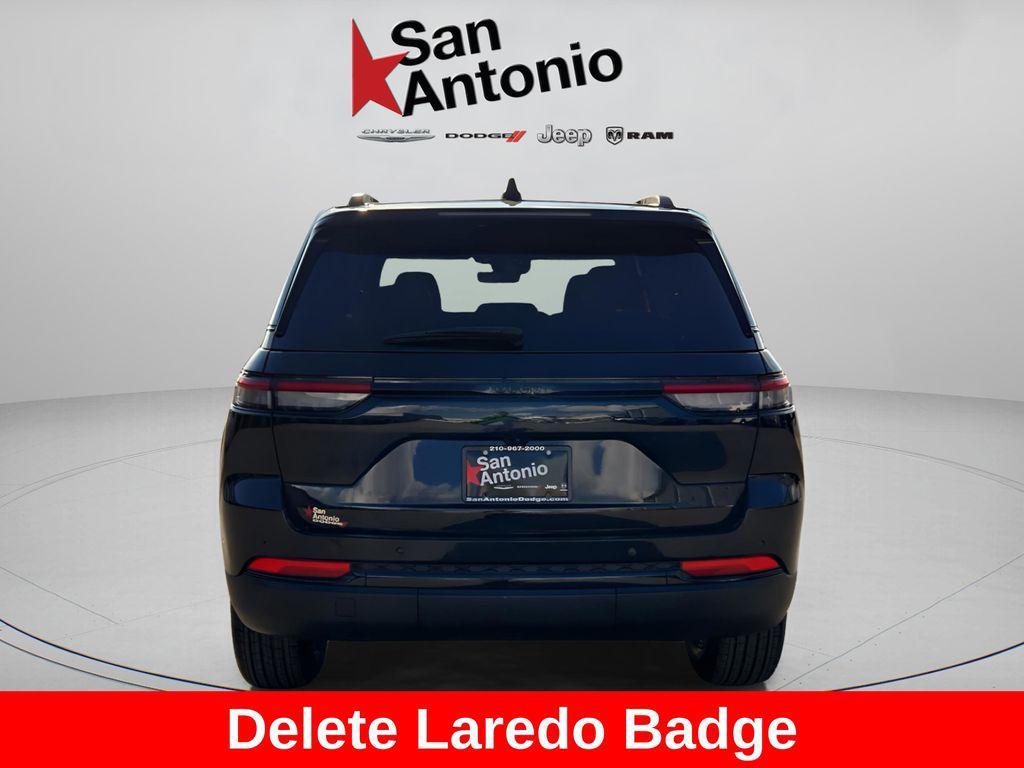 new 2025 Jeep Grand Cherokee car, priced at $39,000