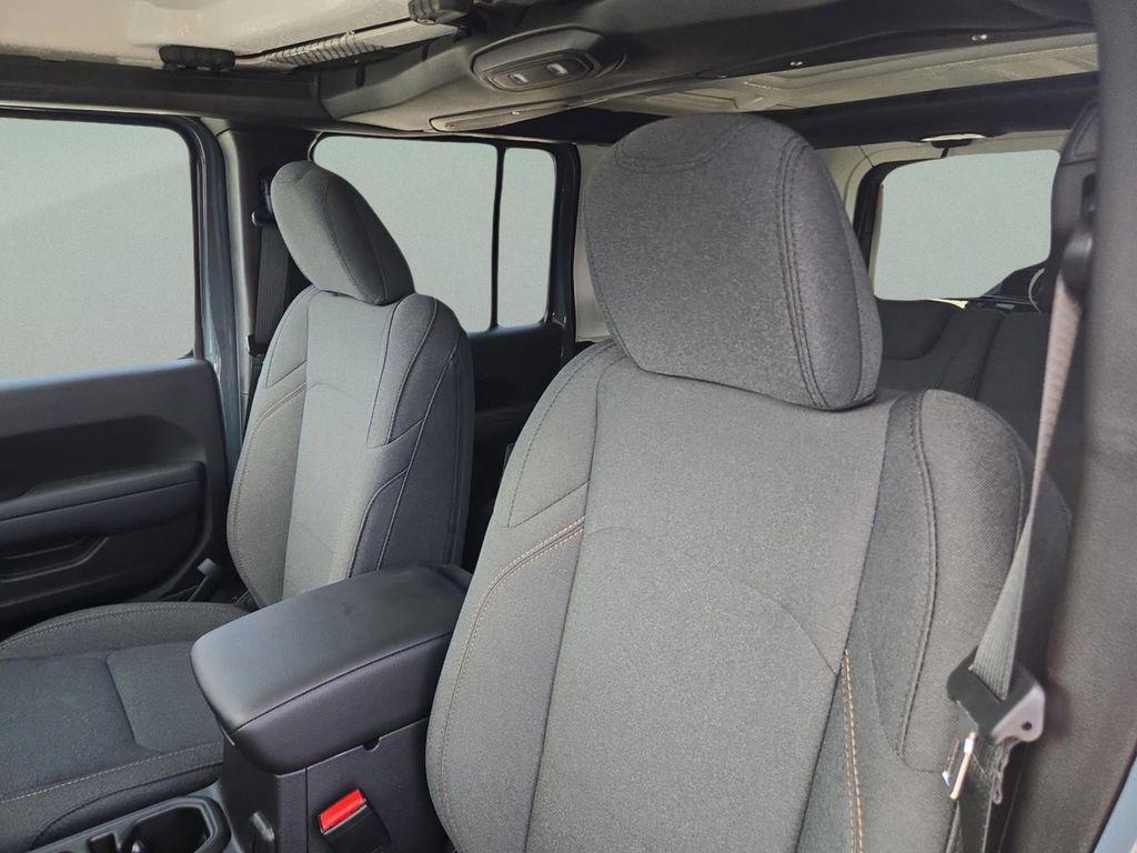 new 2026 Jeep Wrangler car, priced at $49,552