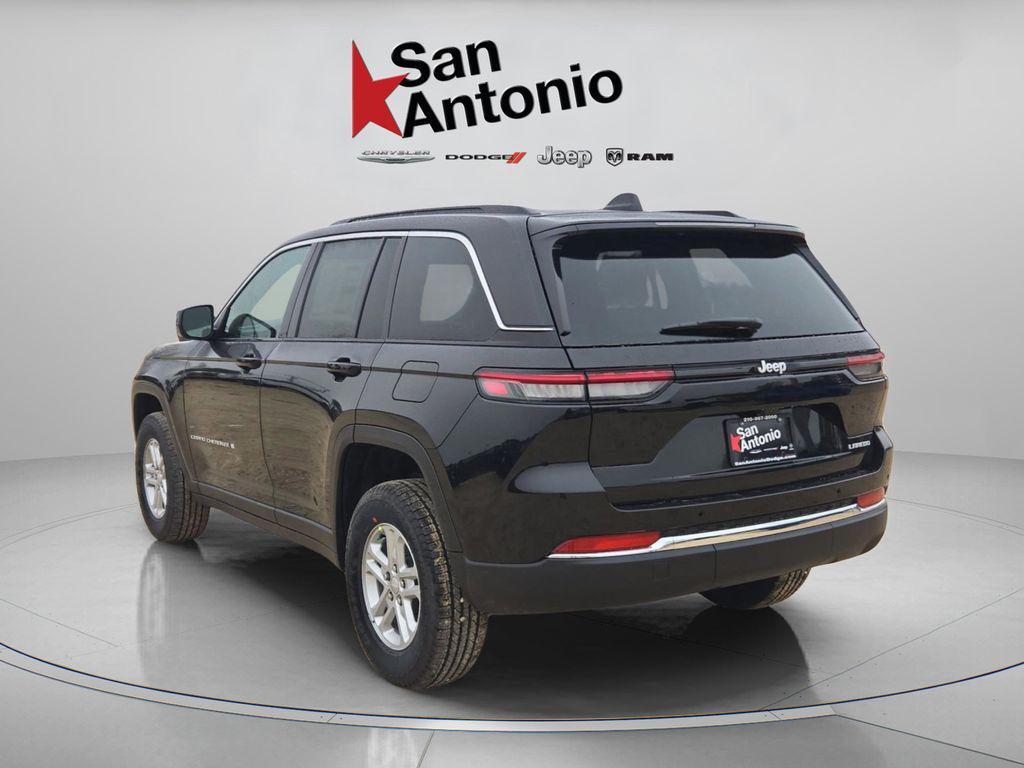 new 2025 Jeep Grand Cherokee car, priced at $33,953