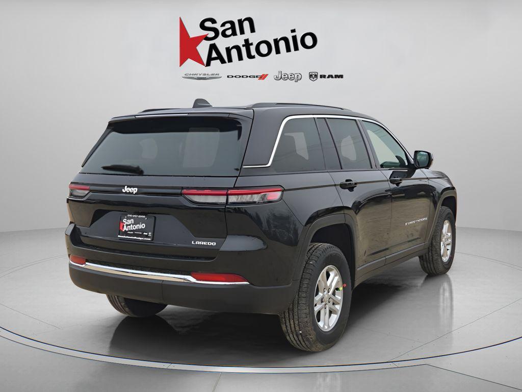 new 2025 Jeep Grand Cherokee car, priced at $34,355