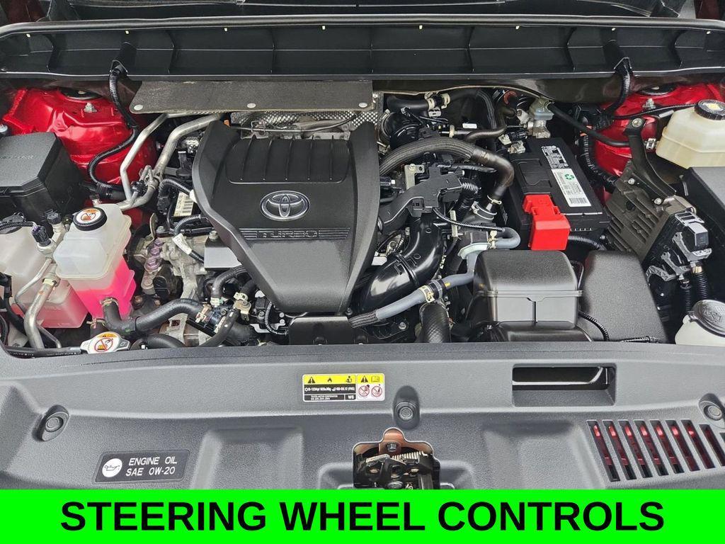 used 2023 Toyota Highlander car, priced at $29,466