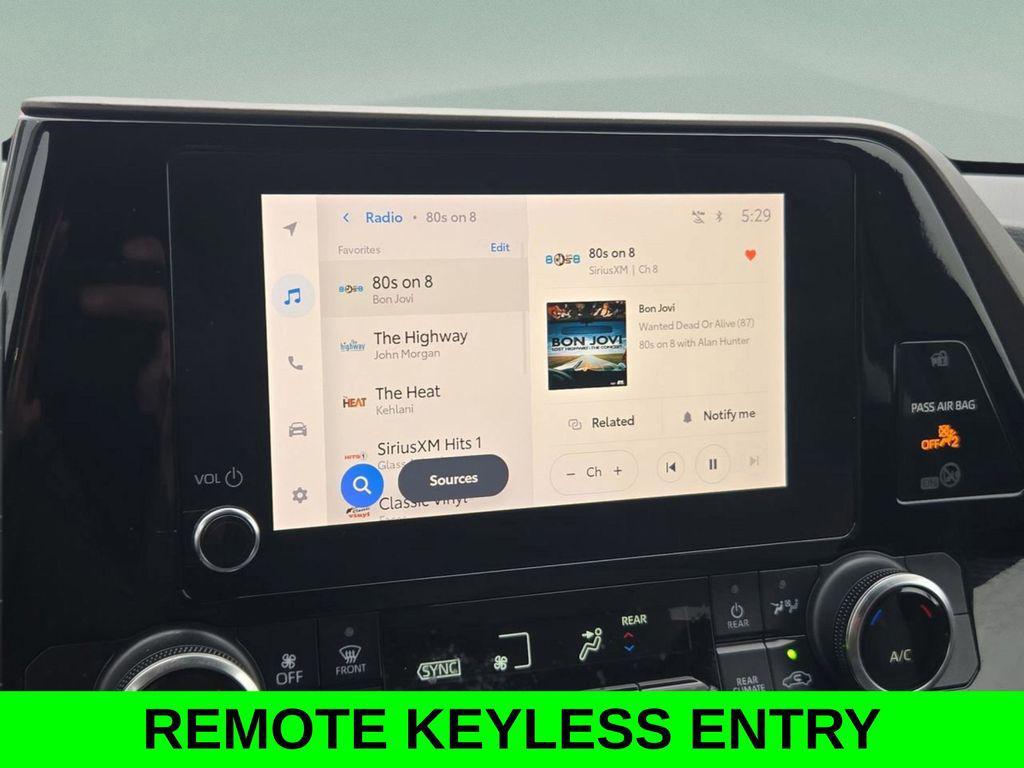 used 2023 Toyota Highlander car, priced at $29,466