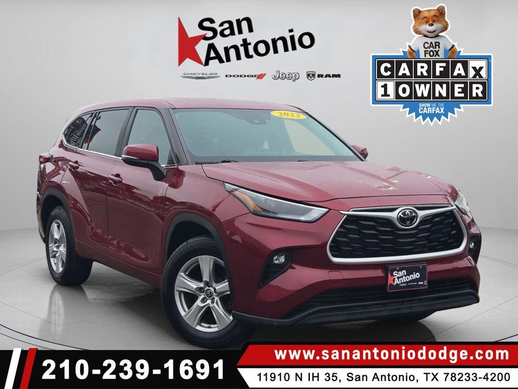 used 2023 Toyota Highlander car, priced at $29,466