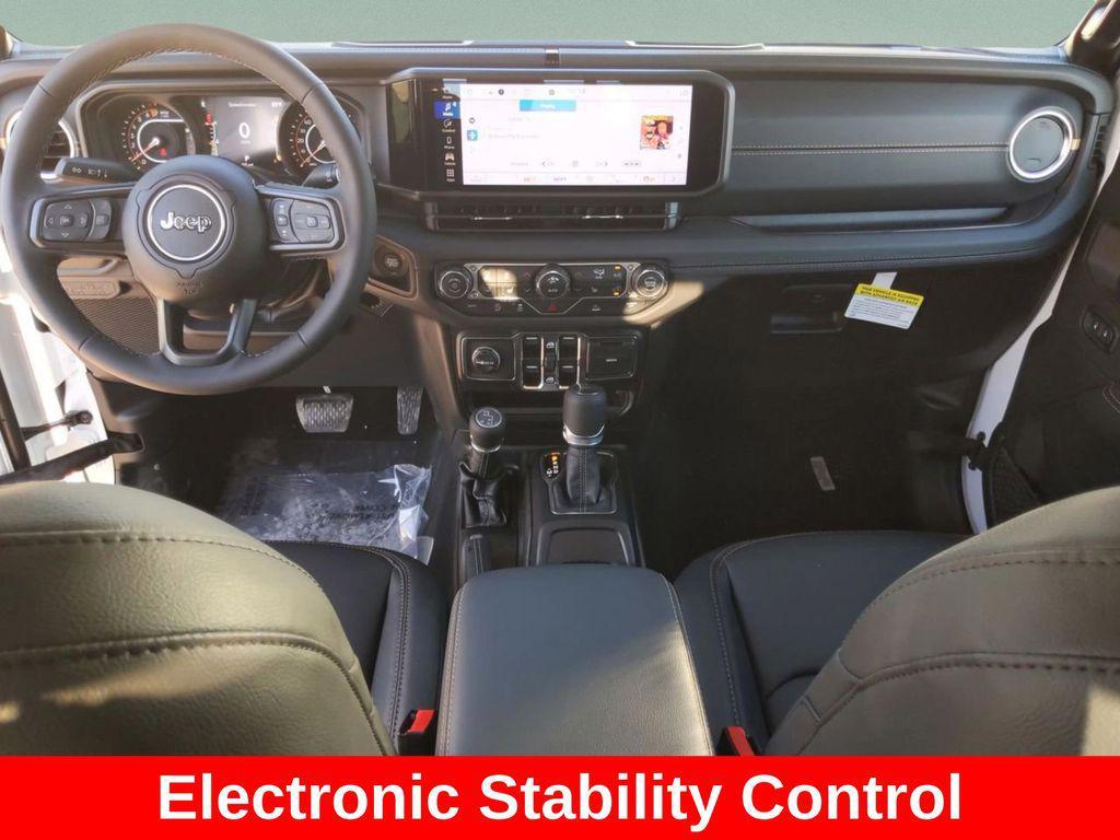 new 2025 Jeep Gladiator car, priced at $40,195