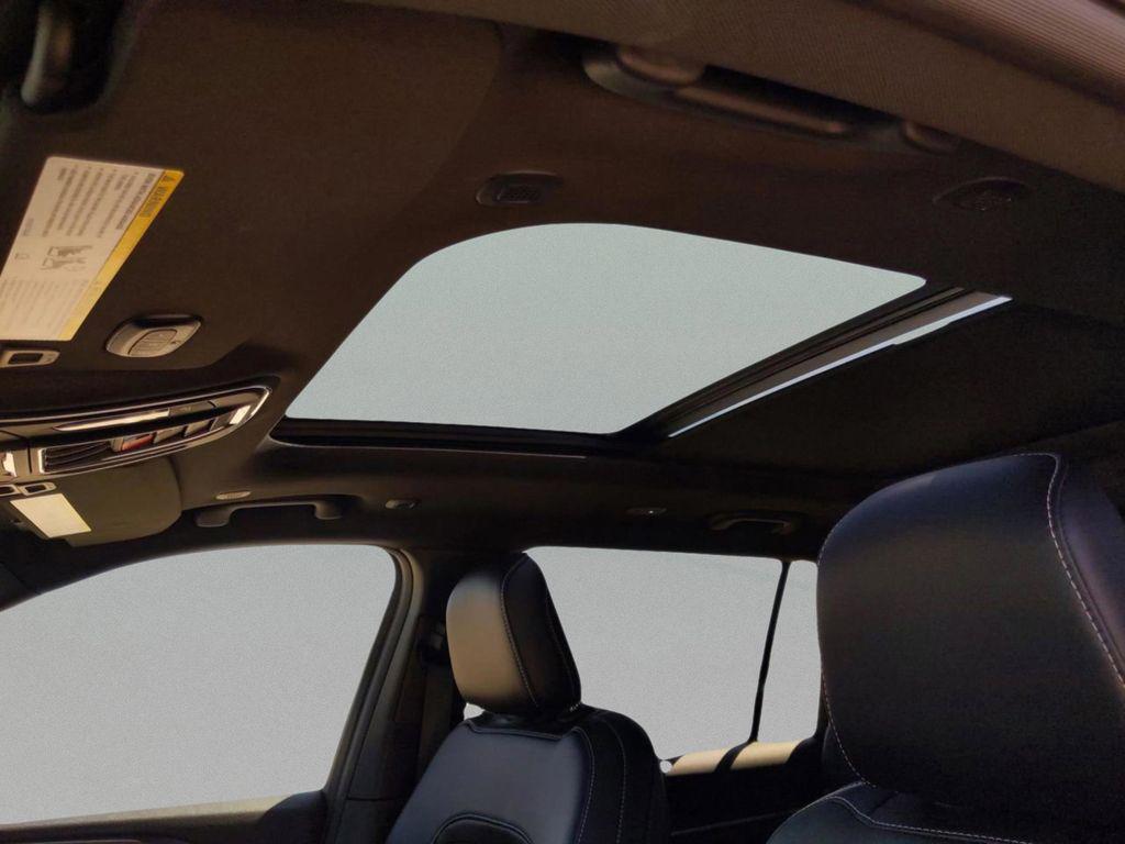 new 2025 Jeep Grand Cherokee L car, priced at $43,852