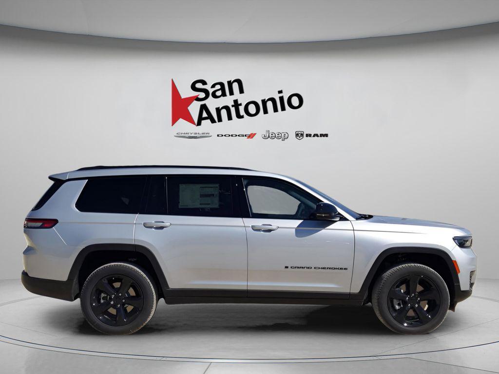 new 2025 Jeep Grand Cherokee L car, priced at $43,852