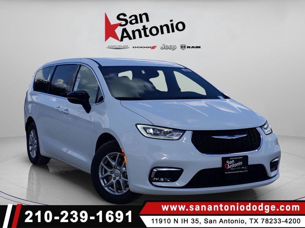 new 2026 Chrysler Pacifica car, priced at $39,171