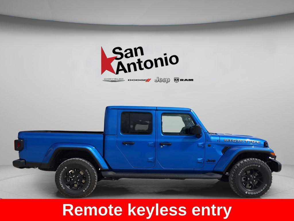 new 2025 Jeep Gladiator car, priced at $43,701