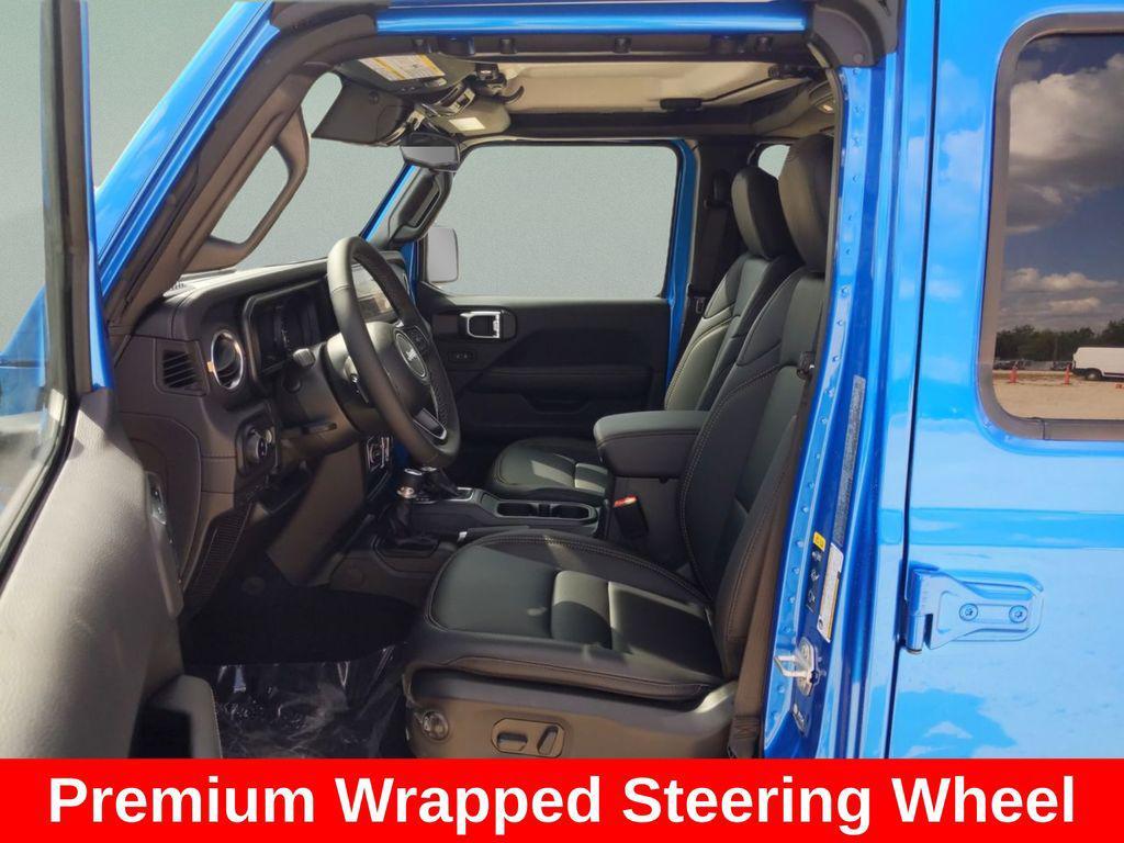 new 2025 Jeep Gladiator car, priced at $43,701