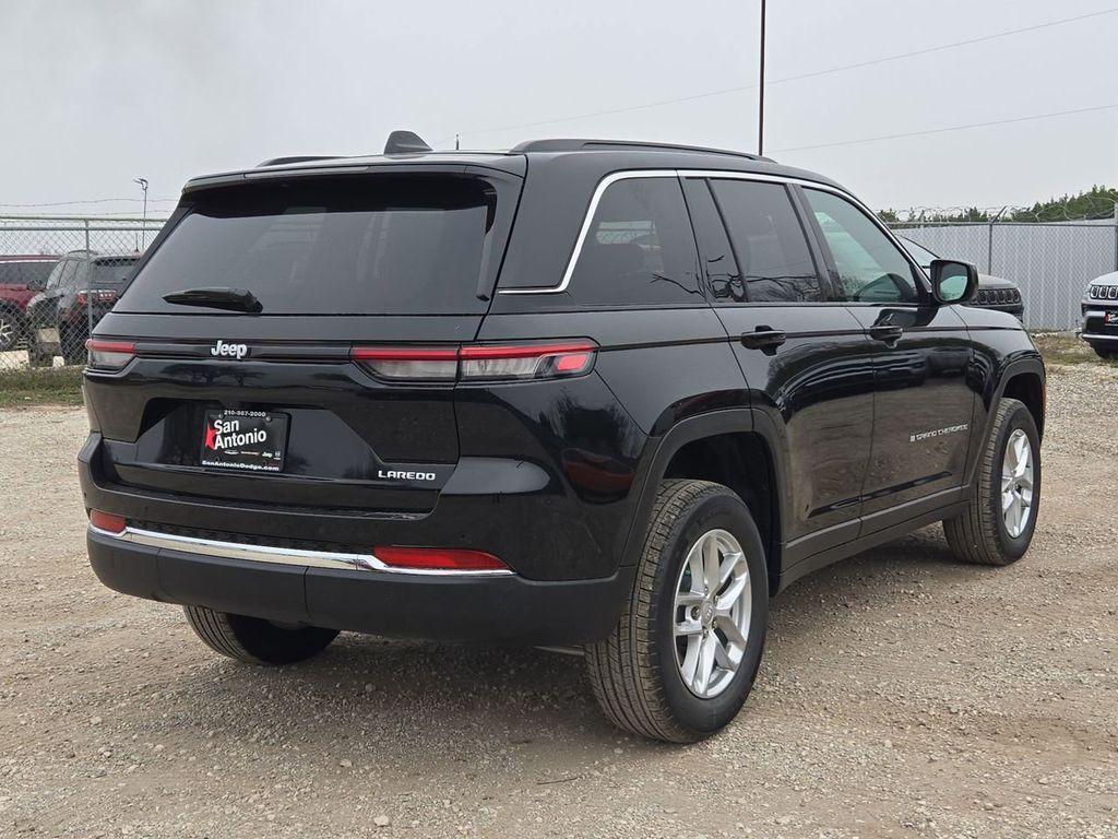 new 2025 Jeep Grand Cherokee car, priced at $35,037