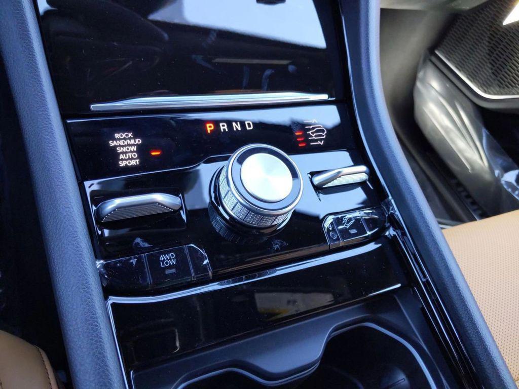 new 2025 Jeep Grand Cherokee car, priced at $48,852