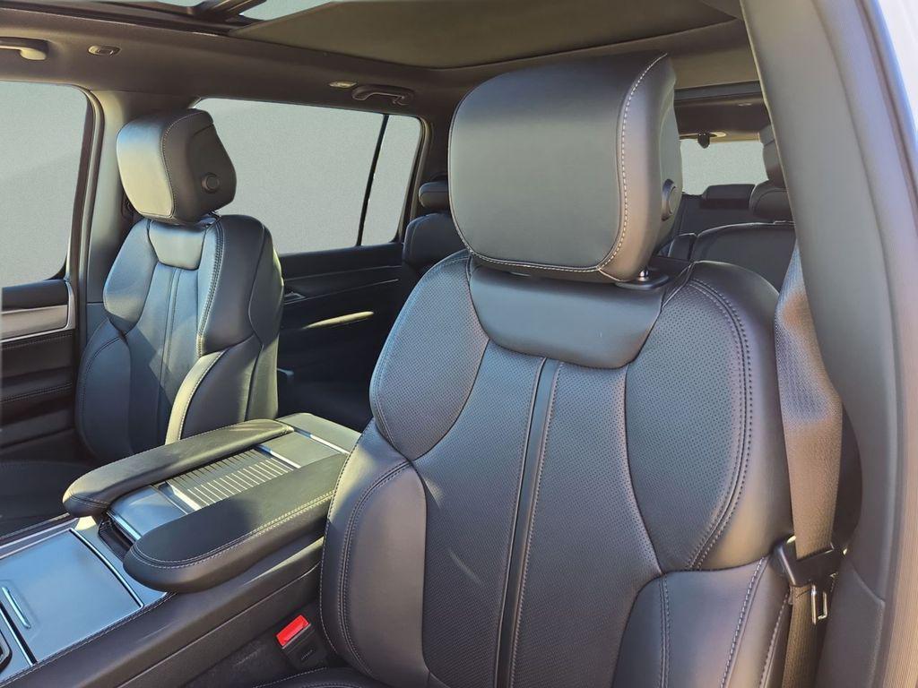 new 2025 Jeep Wagoneer car, priced at $65,274