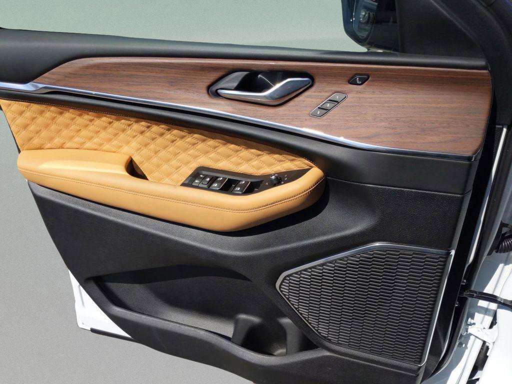 new 2025 Jeep Grand Cherokee L car, priced at $54,070