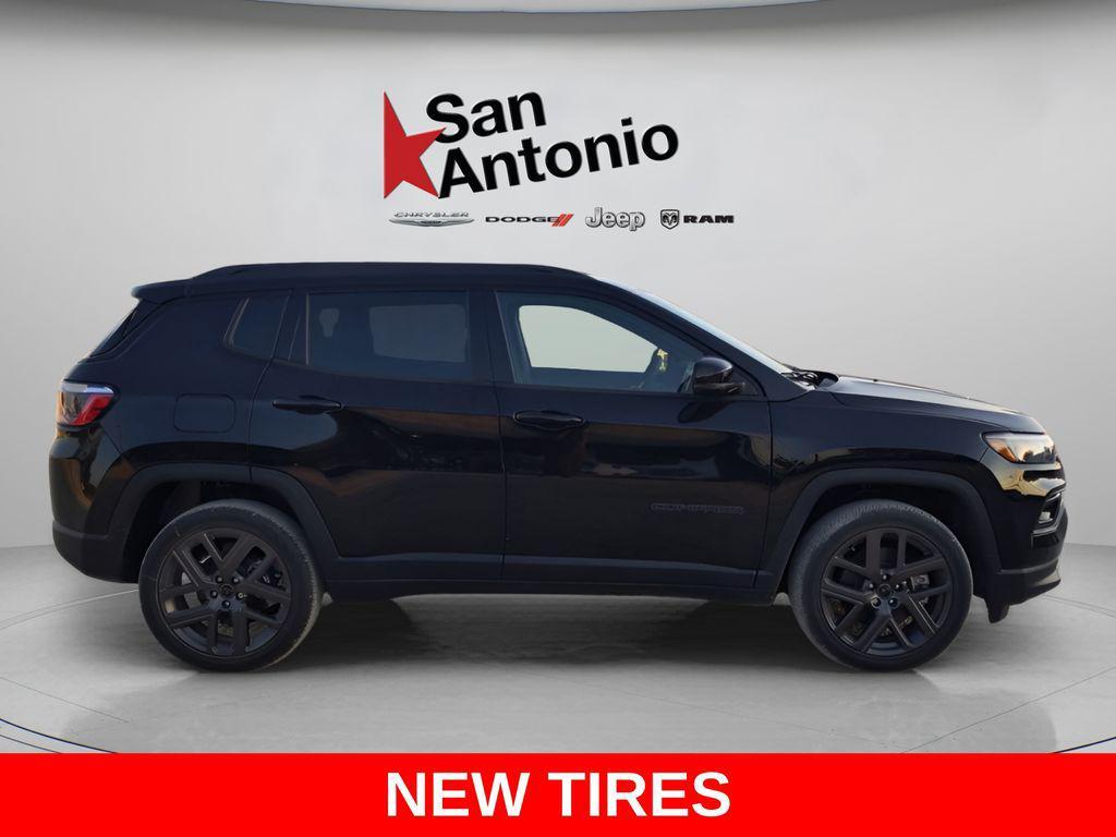 new 2026 Jeep Compass car, priced at $33,336