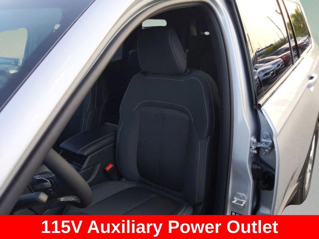 new 2025 Jeep Grand Cherokee L car, priced at $33,924