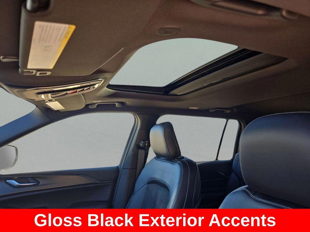 new 2025 Jeep Grand Cherokee L car, priced at $40,024