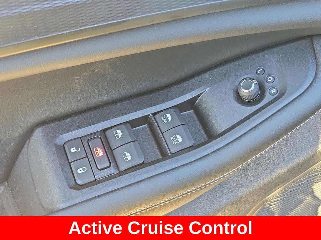 new 2025 Jeep Grand Cherokee L car, priced at $40,024