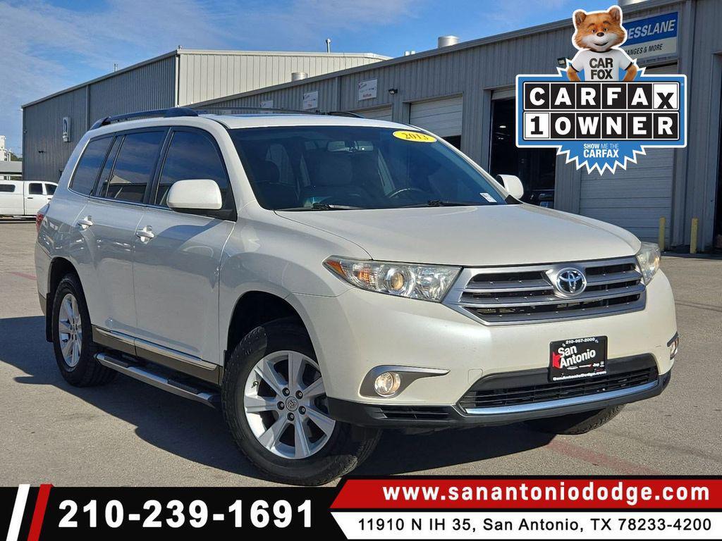 used 2013 Toyota Highlander car, priced at $11,899