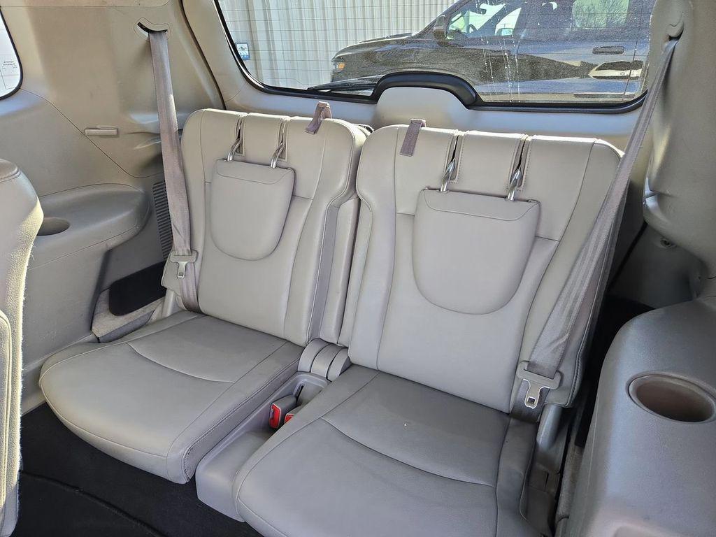 used 2013 Toyota Highlander car, priced at $11,899