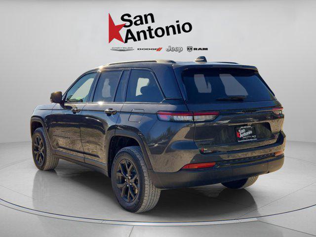 new 2025 Jeep Grand Cherokee car, priced at $41,657