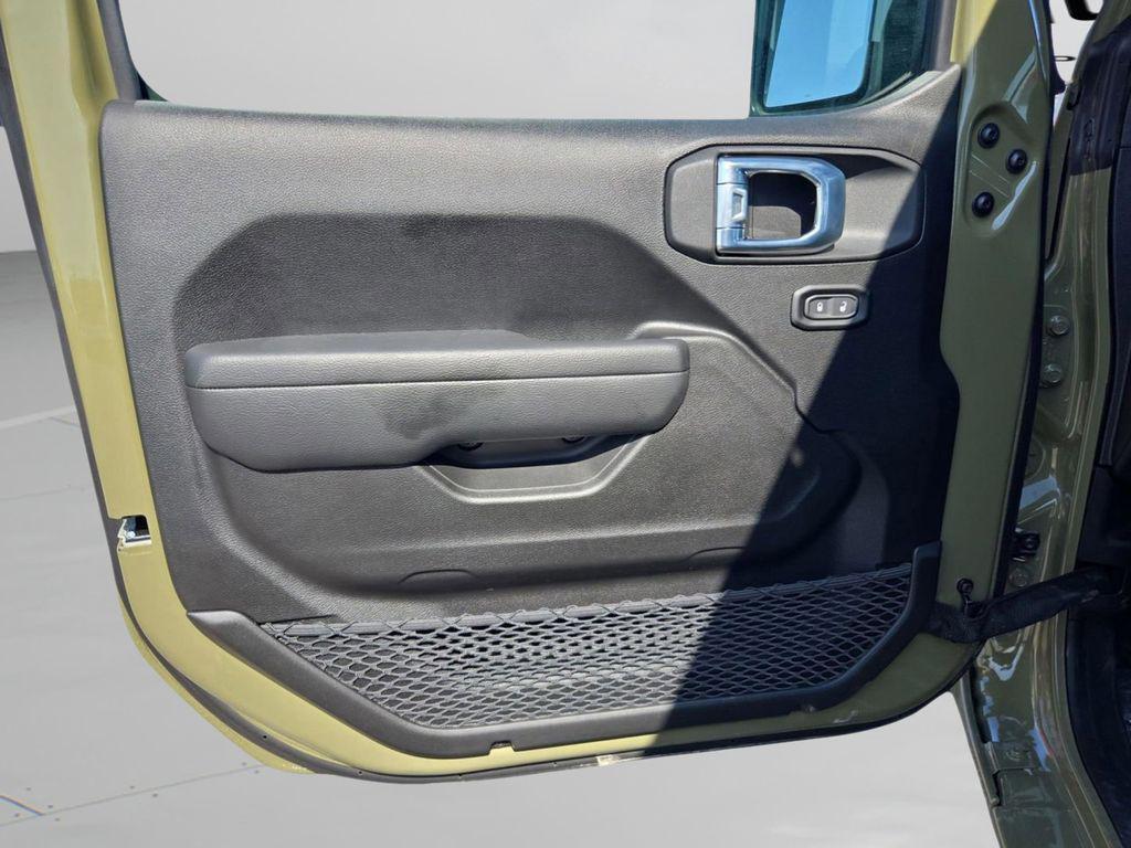 new 2026 Jeep Wrangler car, priced at $36,055