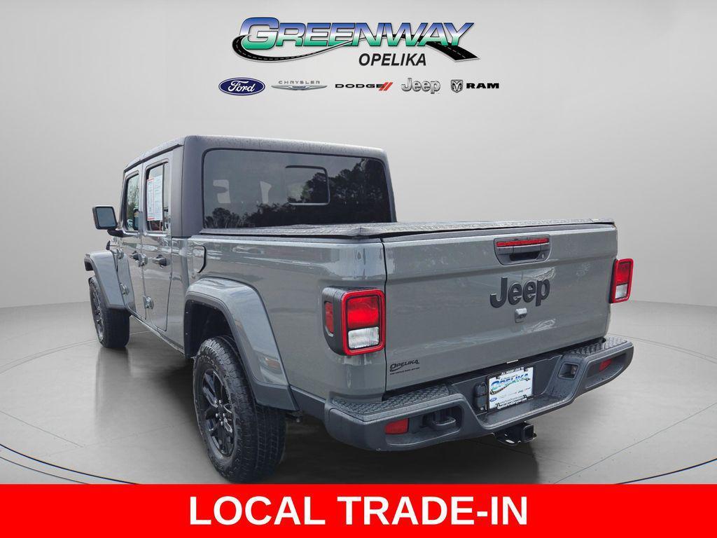 used 2022 Jeep Gladiator car, priced at $28,411
