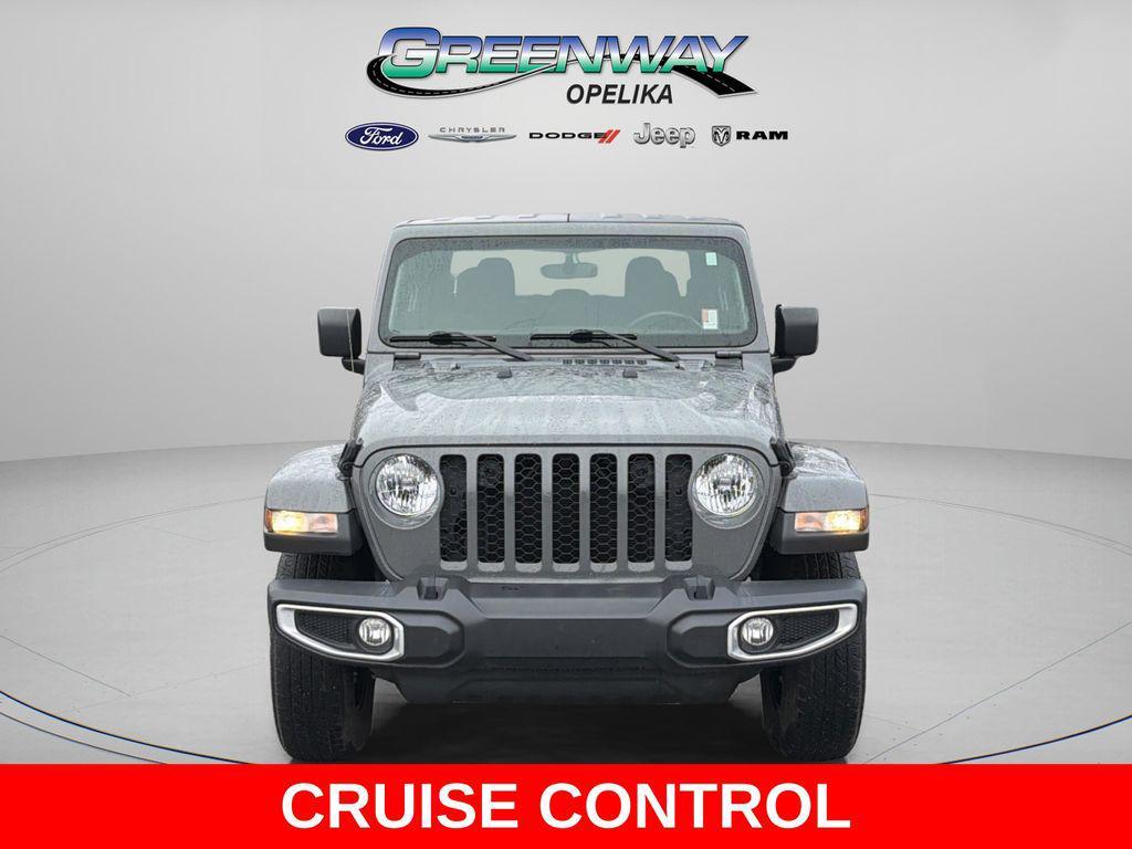 used 2022 Jeep Gladiator car, priced at $28,411