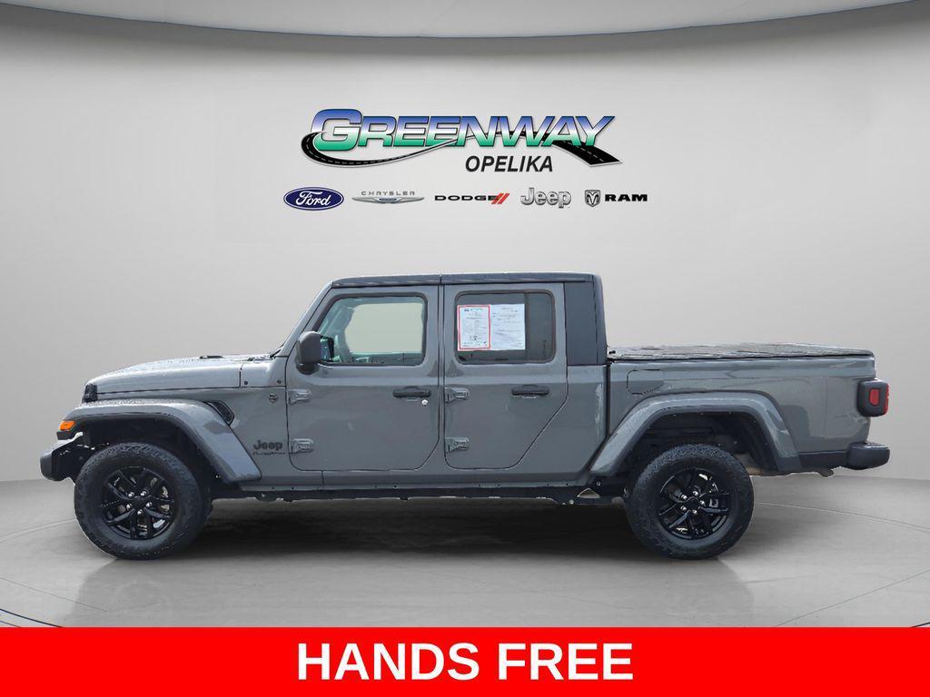 used 2022 Jeep Gladiator car, priced at $28,411