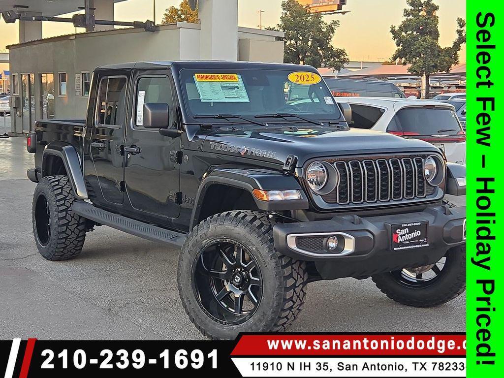 new 2025 Jeep Gladiator car, priced at $38,725