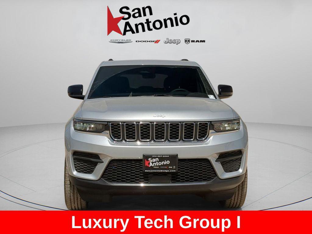 new 2025 Jeep Grand Cherokee car, priced at $33,348